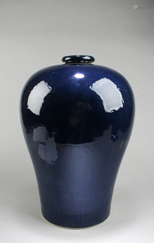 Chinese Blue Color Porcelain Vase