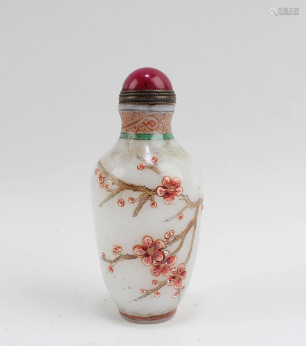 Chinese Peking Glass Snuff Bottle