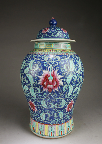 Chinese Porcelain Jar