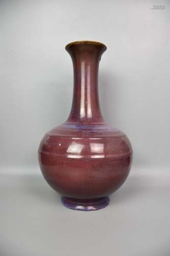 Mid-Qing Dynasty-A Vase with Red and Xuan Patterns