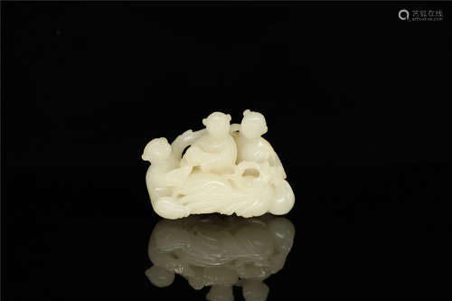 Qing white jade ornaments