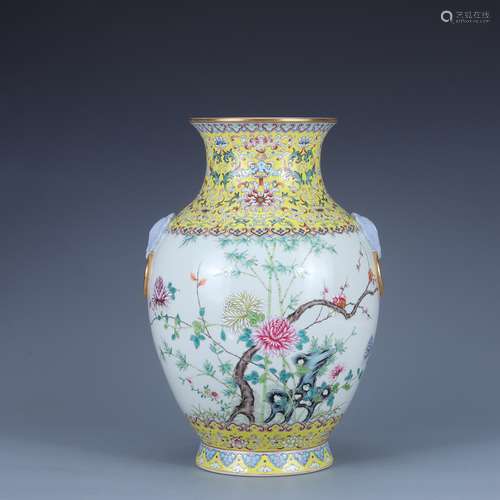 Qing Dynasty Qianlong Yellow Ground Open Window Flower Patte...