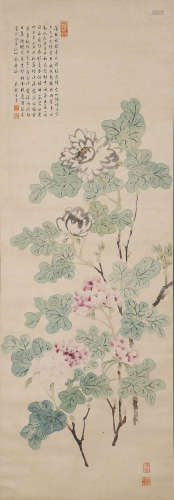 A CHINESE SCROLL PAINTING OF FLOWERS, GONG QIAN WANG MARK