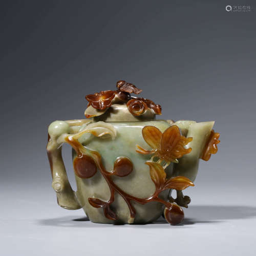 A CHINESE JADIETE FLOWER PATTERN TEAPOT AND COVER