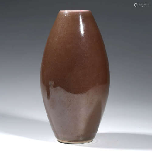 A CHINESE PORCELAIN BROWN-GLAZED OLIVE-STONE SHAPED VASE