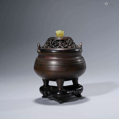 A CHINESE BRONZE TRIPOD CENSER AND STAND