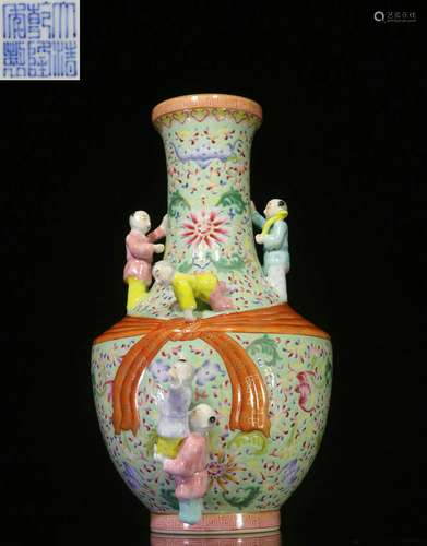 Overseas Backflow.Chinese Famille Rose Vase