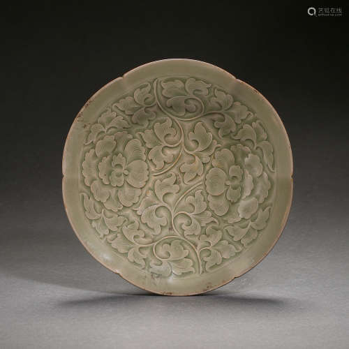 DING WARE FLOWER MOUTH PLATE, NORTHERN SONG DYNASTY, CHINA