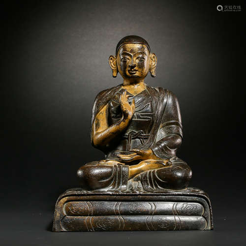 MING DYNASTY, CHINESE SEATED GILT BRONZE BUDDHA