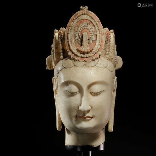 THE NORTHERN QI DYNASTY, CHINESE WHITE JADE CARVED GUANYIN B...