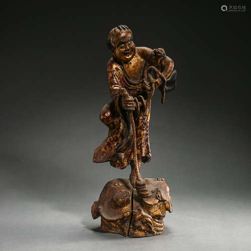 OLD CHINESE WOOD CARVED FIGURES IN GOLD