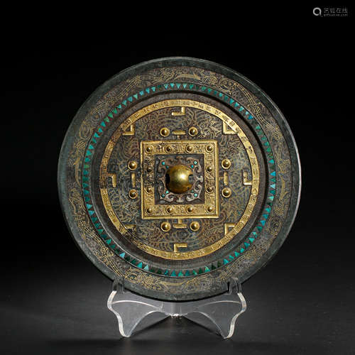 CHINA'S WARRING STATES PERIOD, BRONZE MIRROR INLAID WITH GOL...