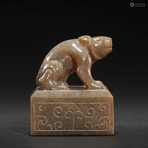 CHINESE HAN DYNASTY HETIAN JADE SEAL