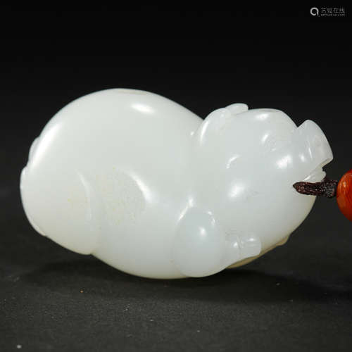 HETIAN JADE PIG IN QING DYNASTY OF CHINA