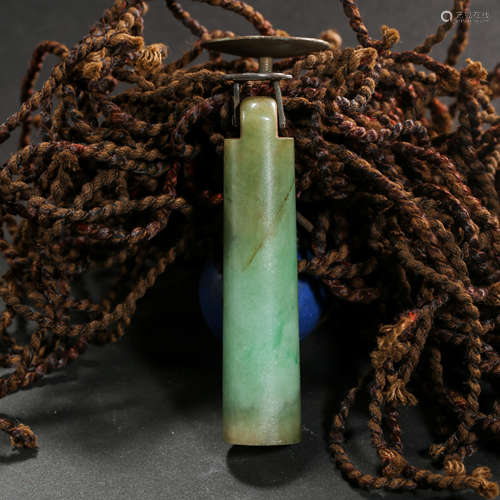 EMERALD QUILLS IN QING DYNASTY, CHINA