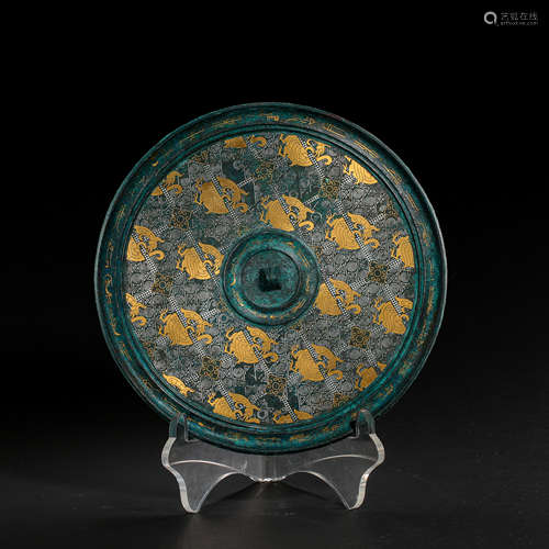 CHINA'S WARRING STATES PERIOD, BRONZE MIRROR INLAID WITH GOL...