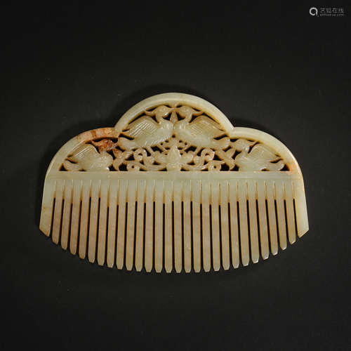 HETIAN JADE COMB DURING THE LIAO AND JIN DYNASTY