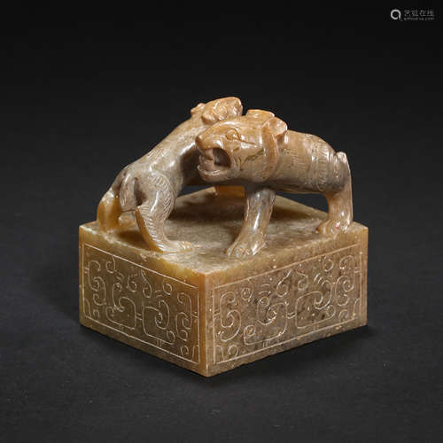 CHINESE HAN DYNASTY HETIAN JADE SEAL