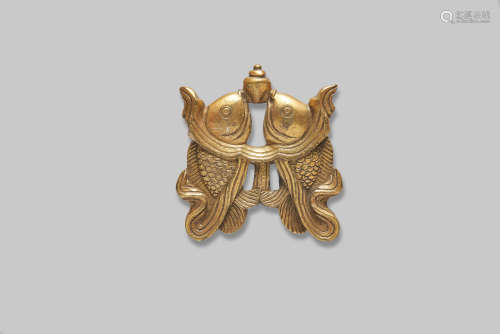 A gilt-bronze 'double fish' emblem Qing dynasty