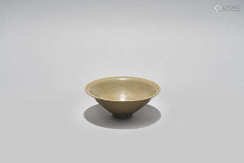 A yaozhou celadon-glazed cornical bowl 12th/ 13th century