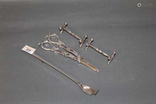 A Lazenby's Patent pickle spoon,