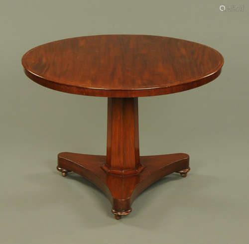 A William IV mahogany circular breakfast table,