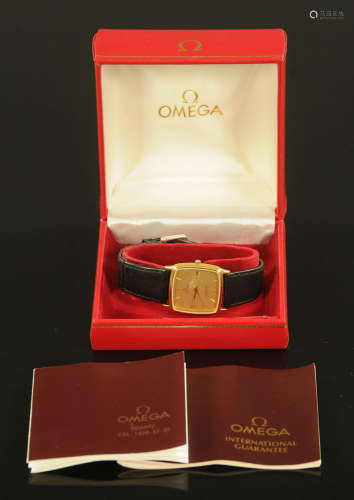 A vintage Omega Seamaster quartz gentleman's wristwatch, cir...
