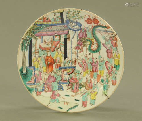 A 19th century Chinese plate, decorated in Canton colours wi...