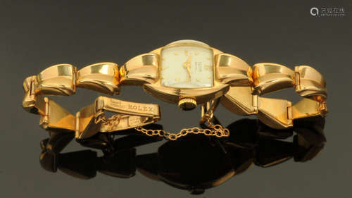 A vintage ladies 9 ct gold cased Tudor Rolex Royal wristwatc...