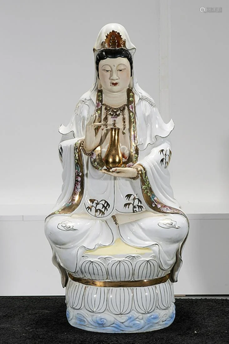 Chinese Enameled Porcelain Seated Guanyin