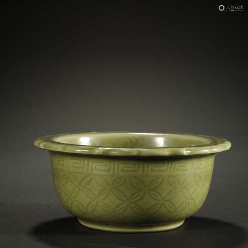 A CHINESE CELADON-GLAZED BRUSH WASHER