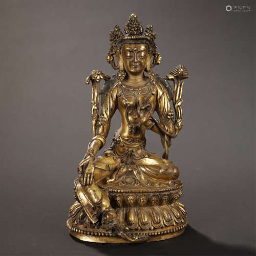 A CHINESE GILT-BRONZE BUDDHA STATUE