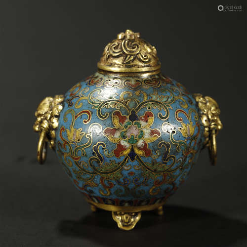 A CHINESE GILT-BRONZE CLOISONNE ENAMEL SNUFF BOTTLE