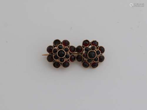 Gold garnet brooch