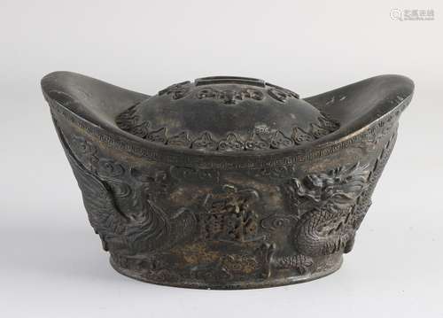 Chinese bronze money box