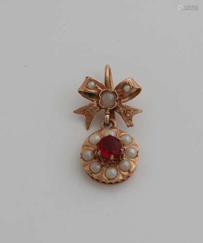 Gold pendant with pearl and red stone