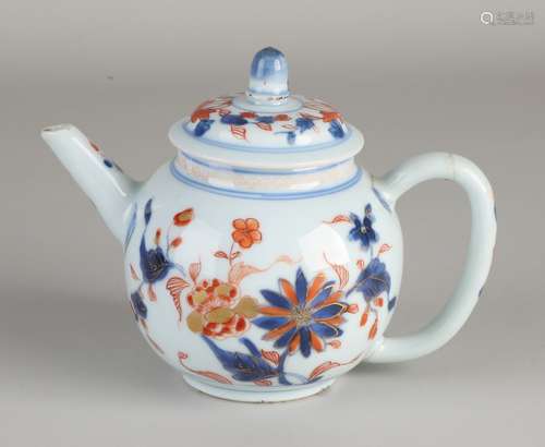 Chinese Imari teapot