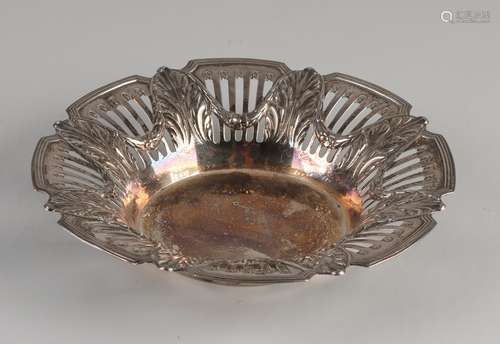 Silver bonbon bowl