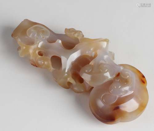 Chinese carving of agate