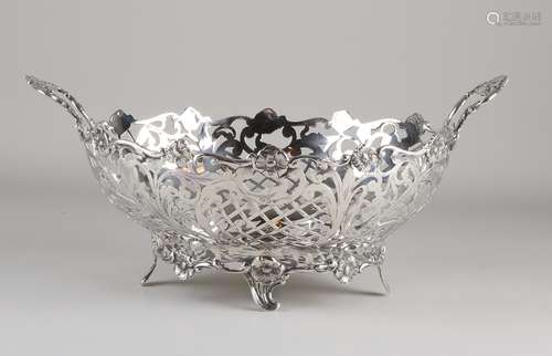 Silver bread basket, 1940