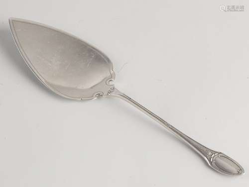 Silver cake server