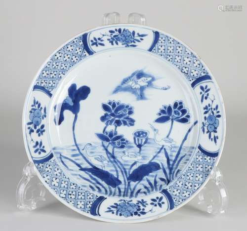 18th Century Chinese plate Ø 22 cm.