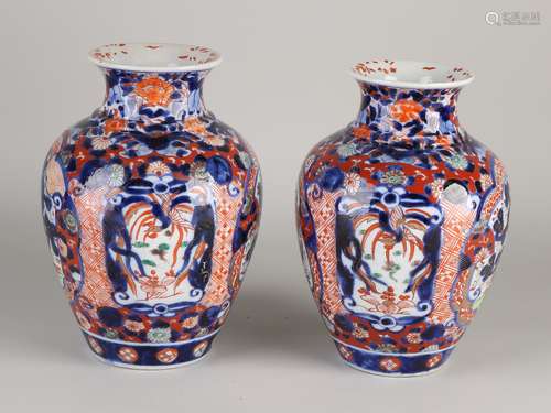 2x Japanese Imari vases