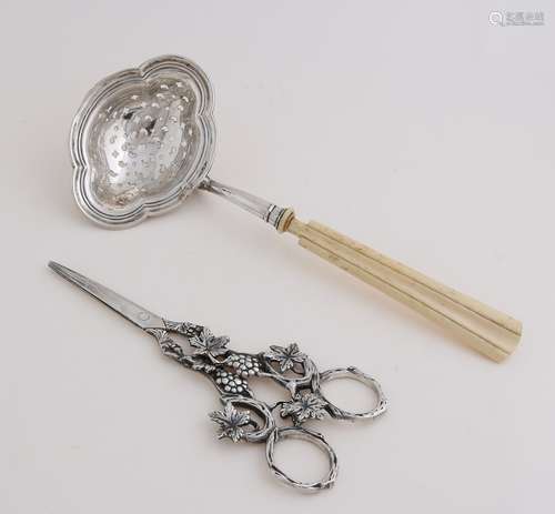 Silver grape scissors + sugar shaker