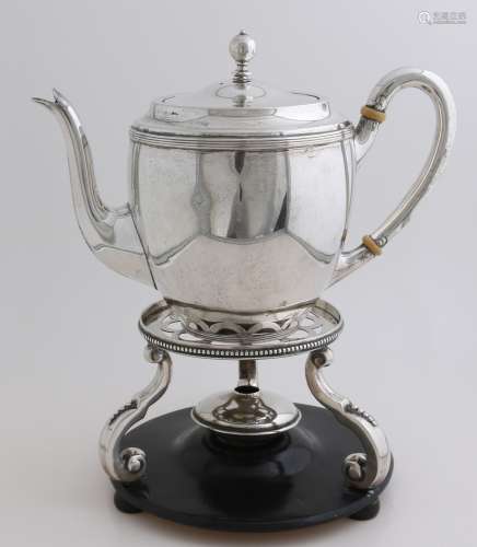 Silver stove & jug, 1917