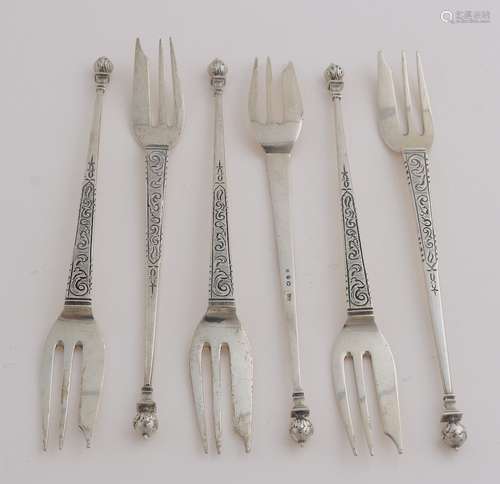 6 Silver cake forks