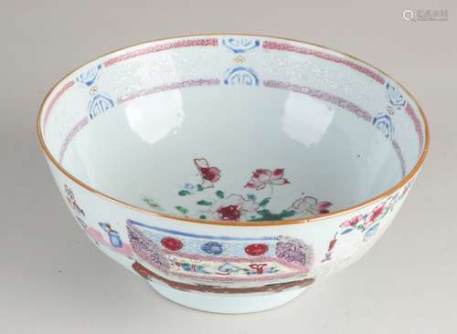 Chinese Family Rose bowl Ø 20 cm.