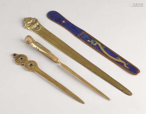 4 Antique letter openers