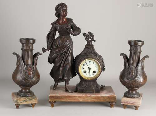 French clock set