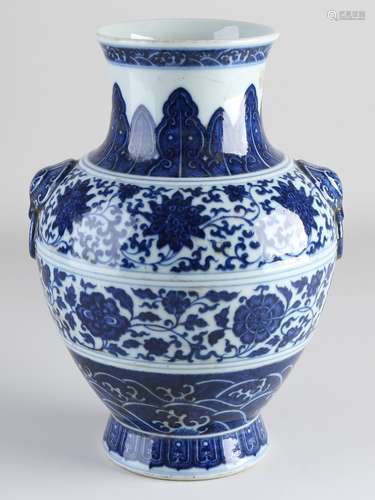 Chinese vase, H 26 cm.